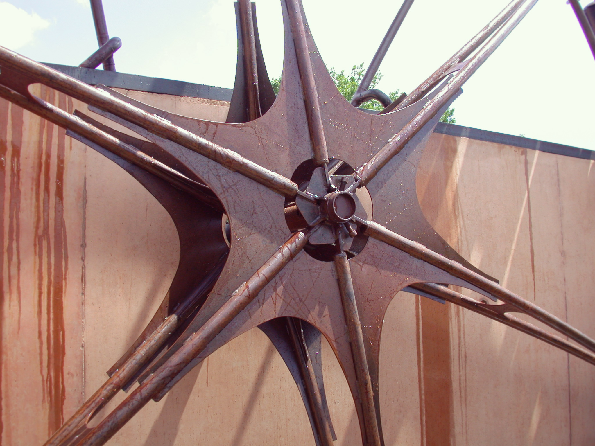 Noria et bassins corten pour le Parc de la Maourine Toulouse